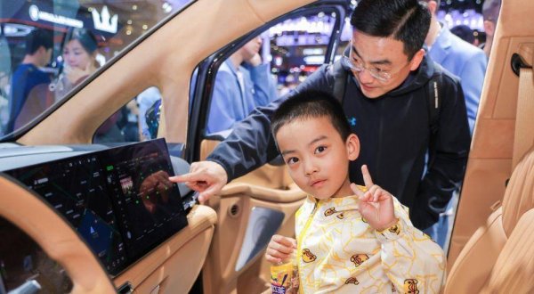十大股票配资平台 真诚听劝用户思维这个品牌背后的成长逻辑